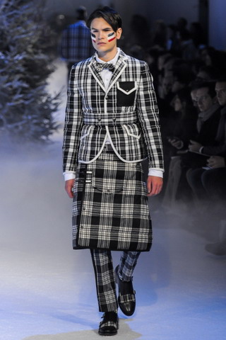 Moncler Gamme Bleu / - 2013-2014